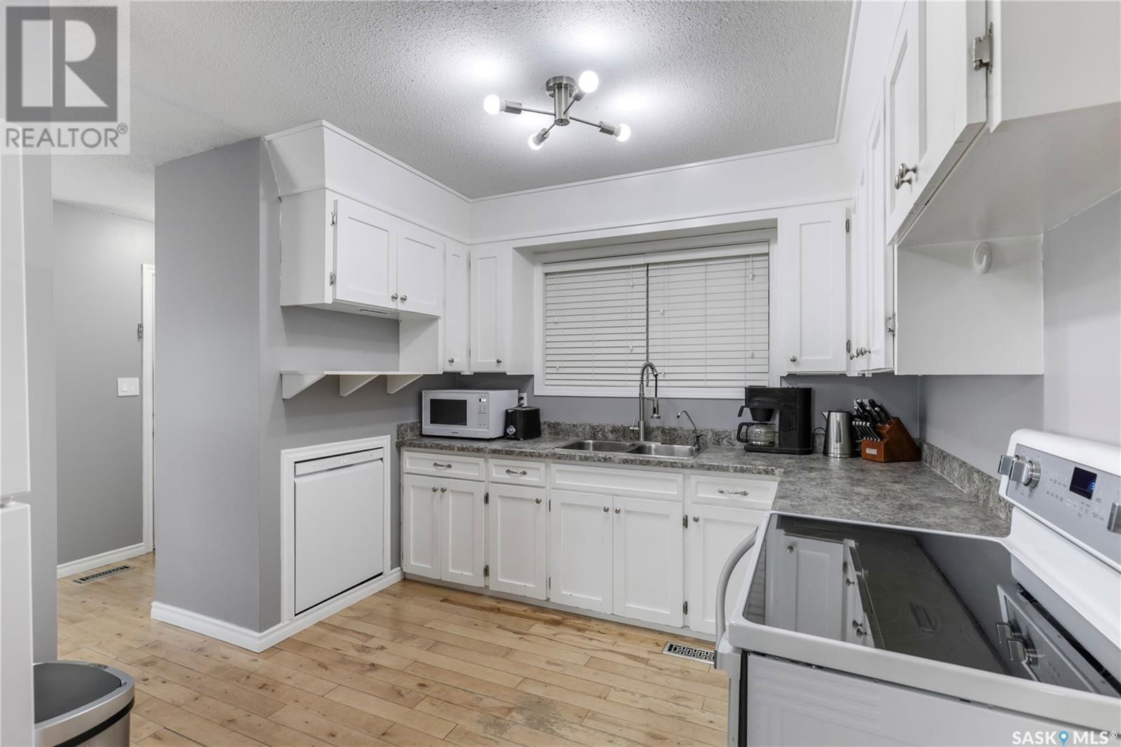 303 Toronto Street Regina, Saskatchewan