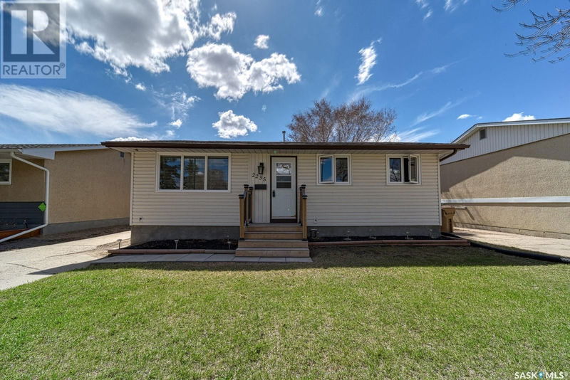 2235 Dewdney Avenue Regina, Saskatchewan