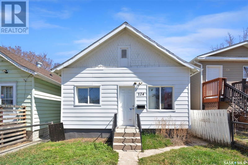 124 M Avenue Saskatoon, Saskatchewan