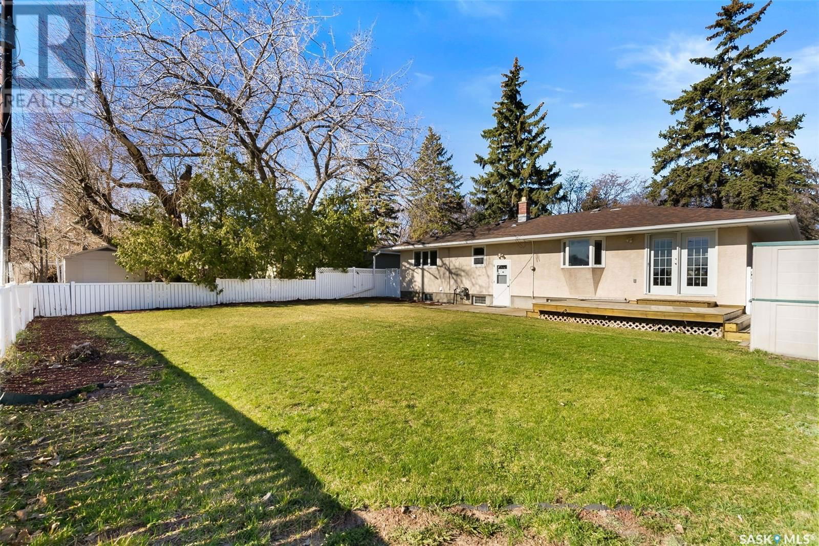 1955 Cowan Crescent Regina, Saskatchewan
