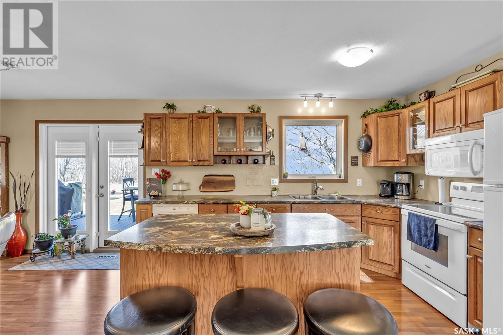 780 BIRCH STREET Image 9