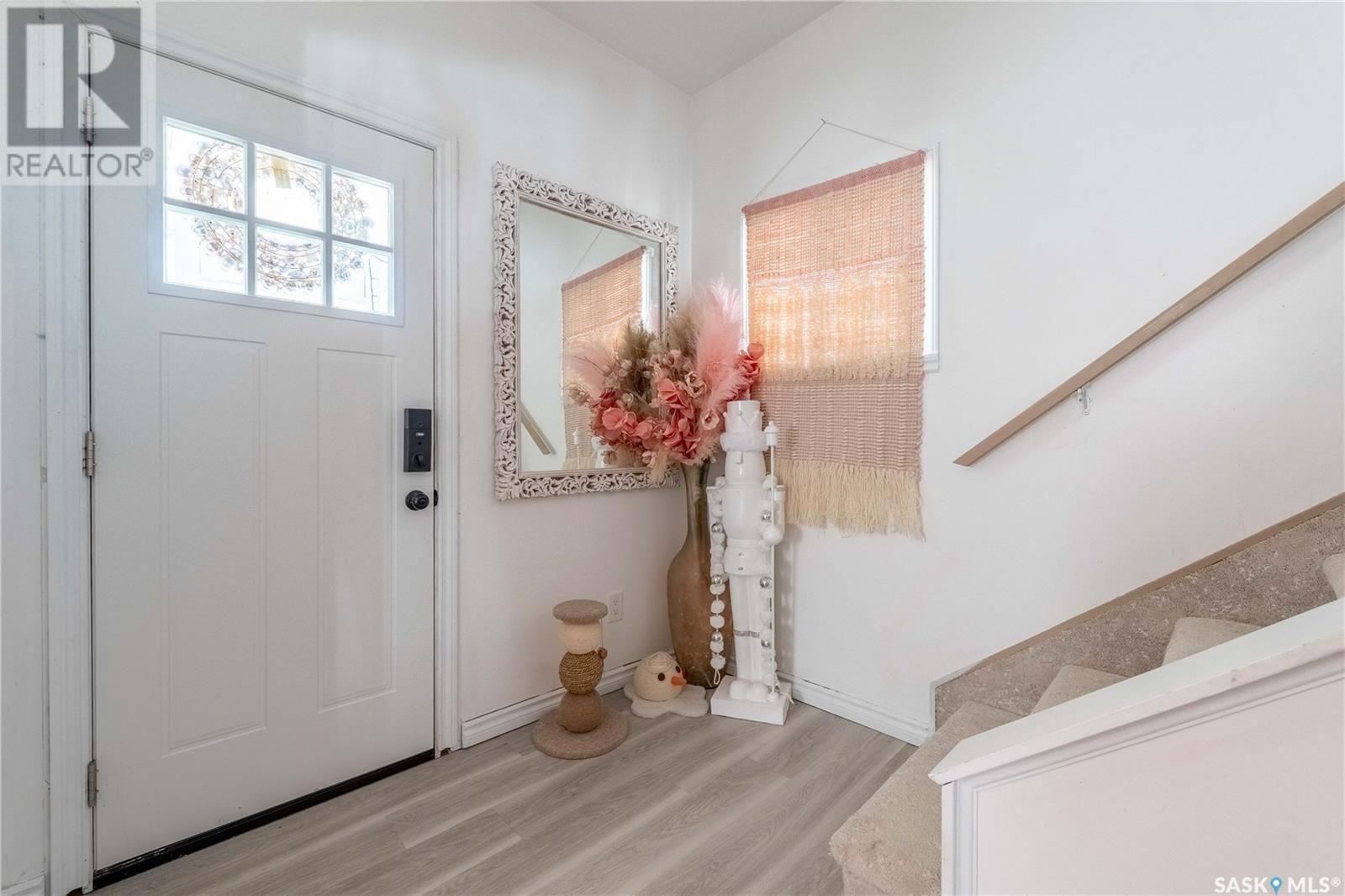 1037 3RD AVENUE Image 5