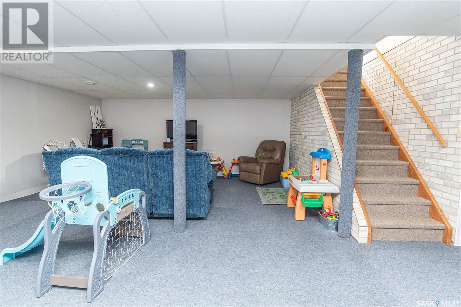 512 4TH STREET Image 20