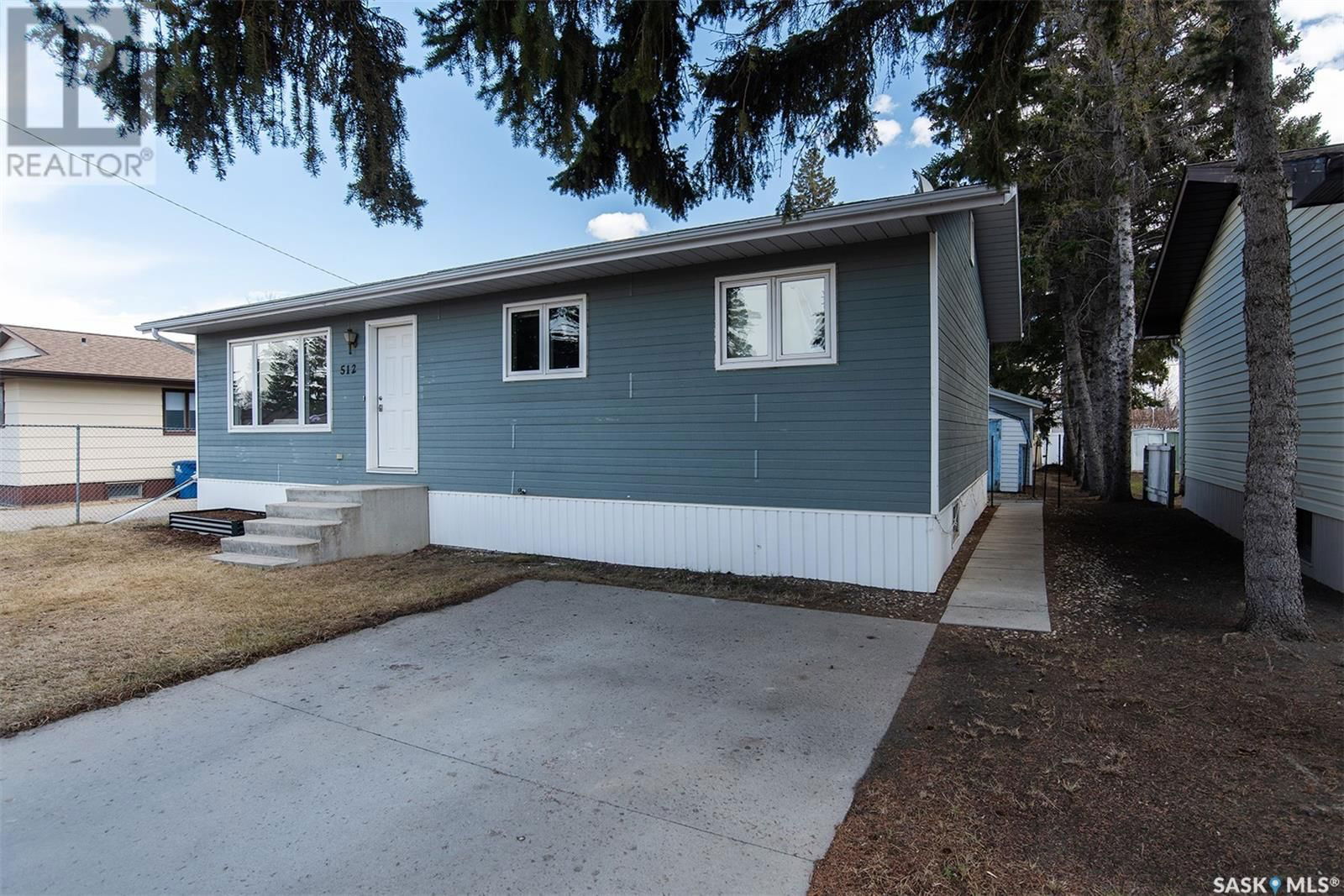 512 4TH STREET Image 31