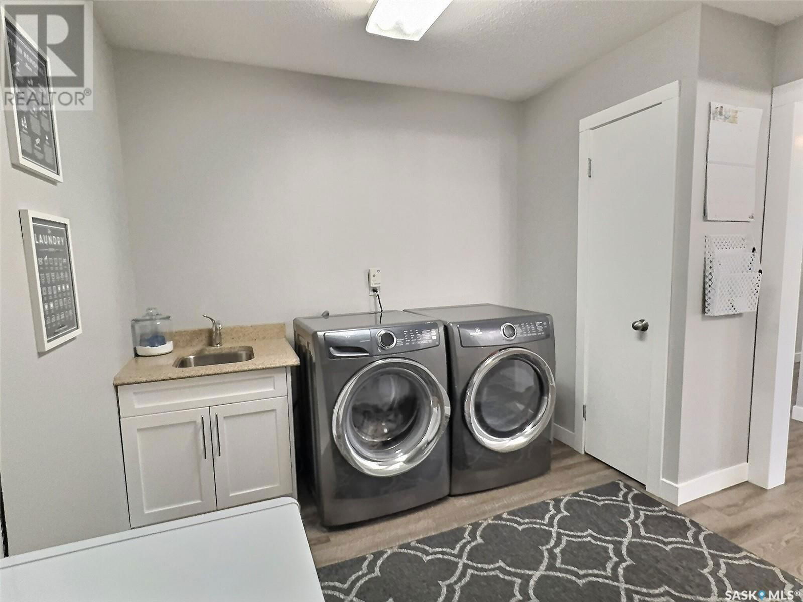 1017 2ND STREET Image 14