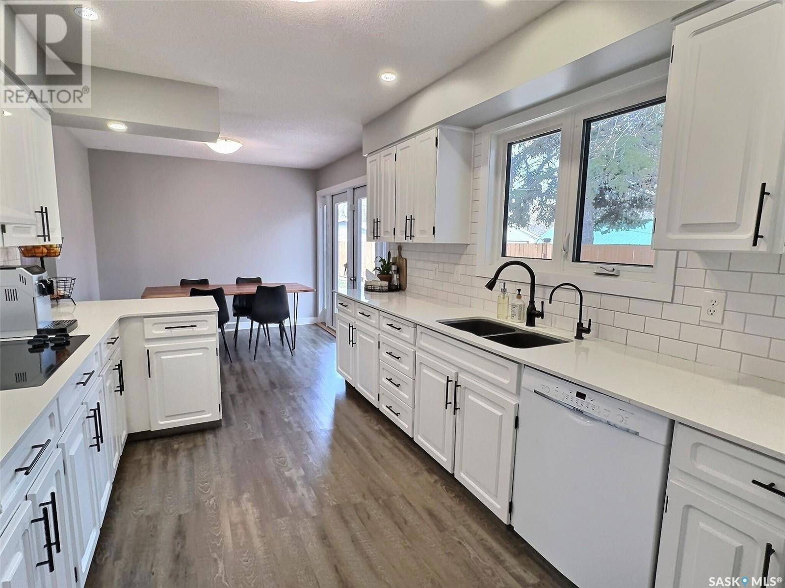 1017 2ND STREET Image 15