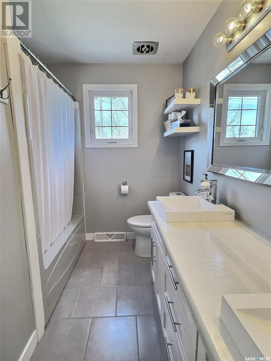 1017 2ND STREET Image 32