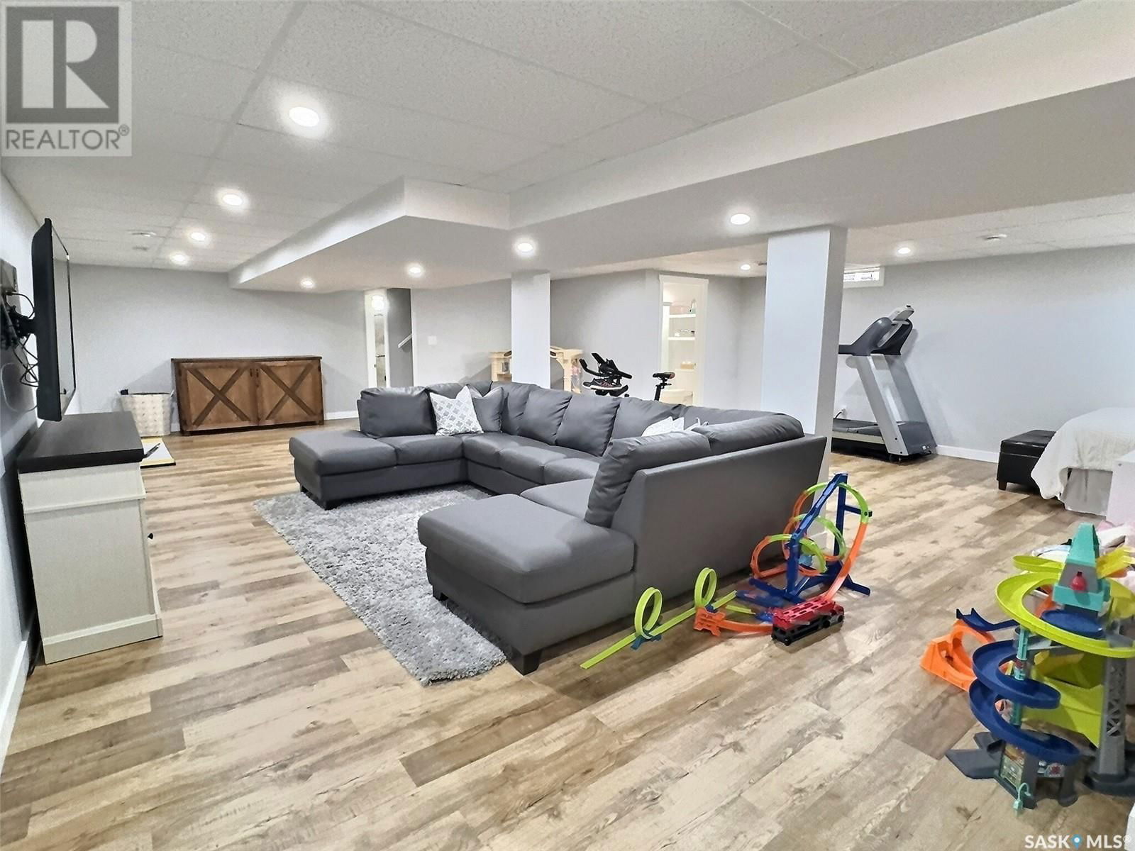1017 2ND STREET Image 35