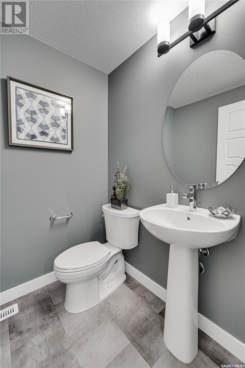 202 ANTONINI COURT Image 14