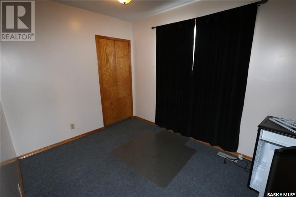 1214 Victoria Avenue Regina, Saskatchewan