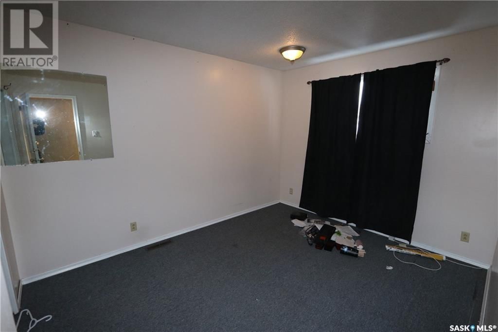 1214 Victoria Avenue Regina, Saskatchewan