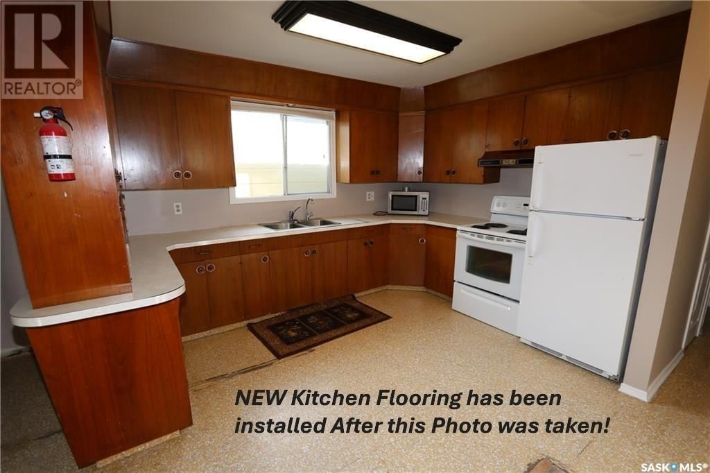 1214 Victoria Avenue Regina, Saskatchewan
