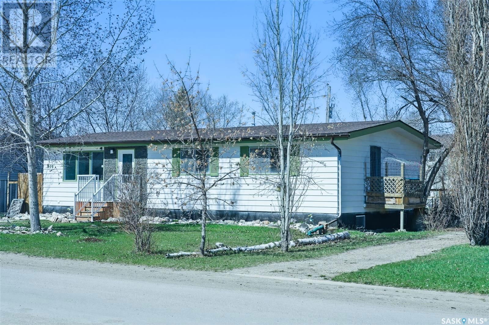 214 DRAKE AVENUE Image 2