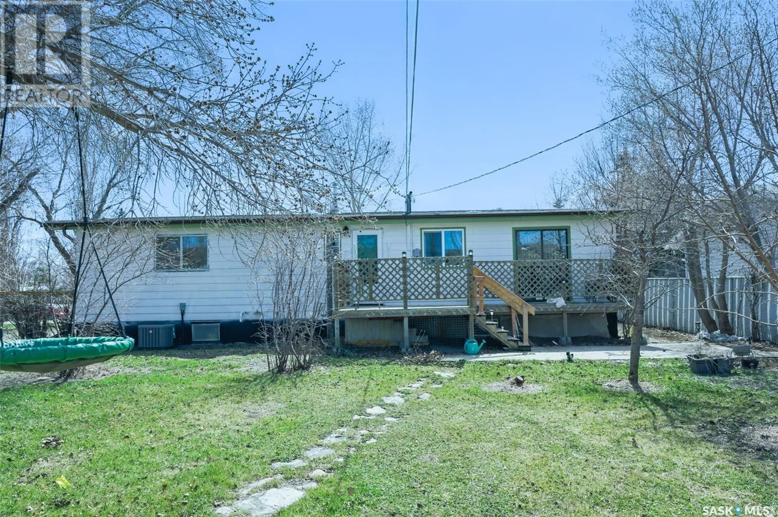 214 DRAKE AVENUE Image 25