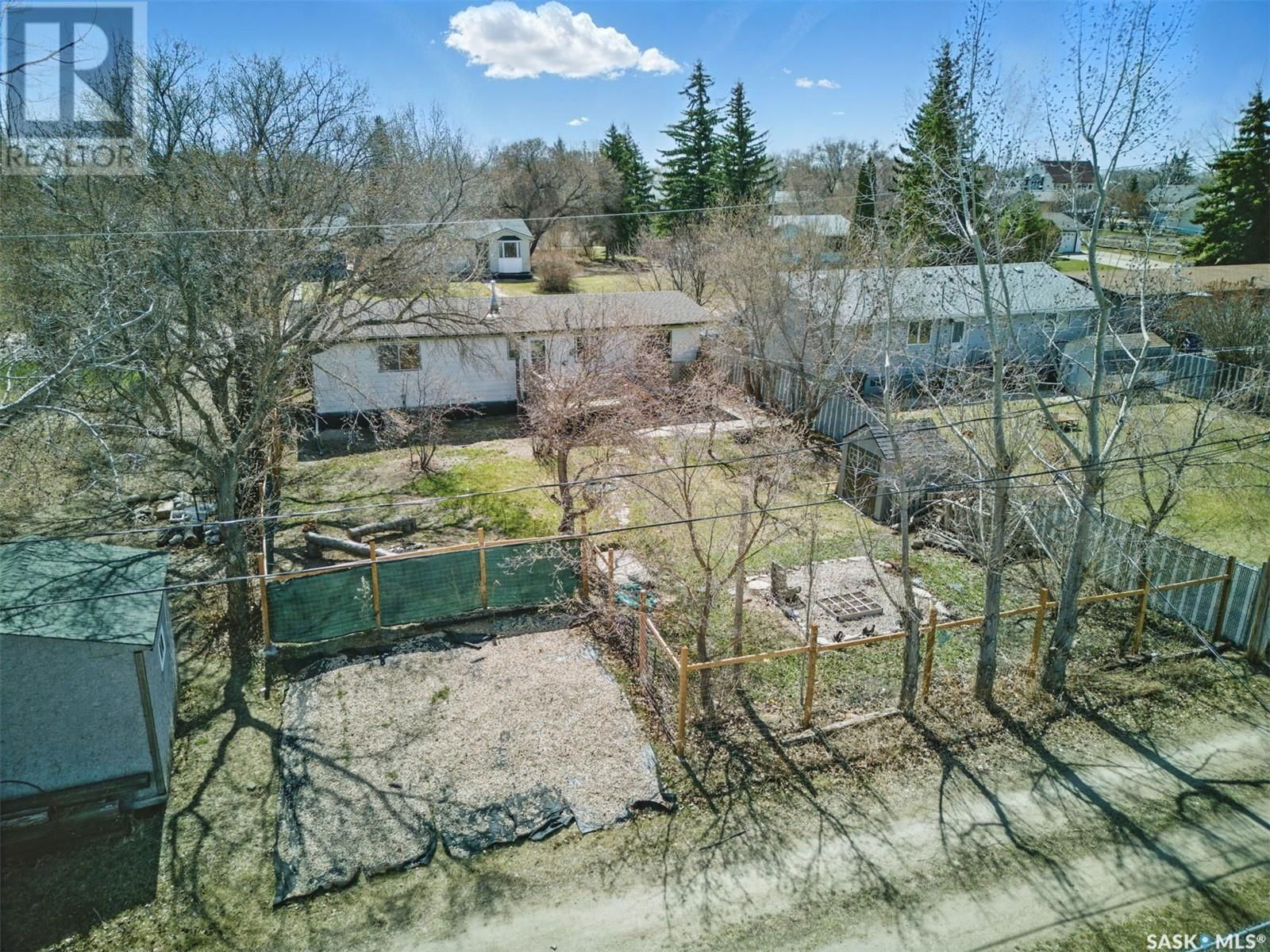 214 DRAKE AVENUE Image 32