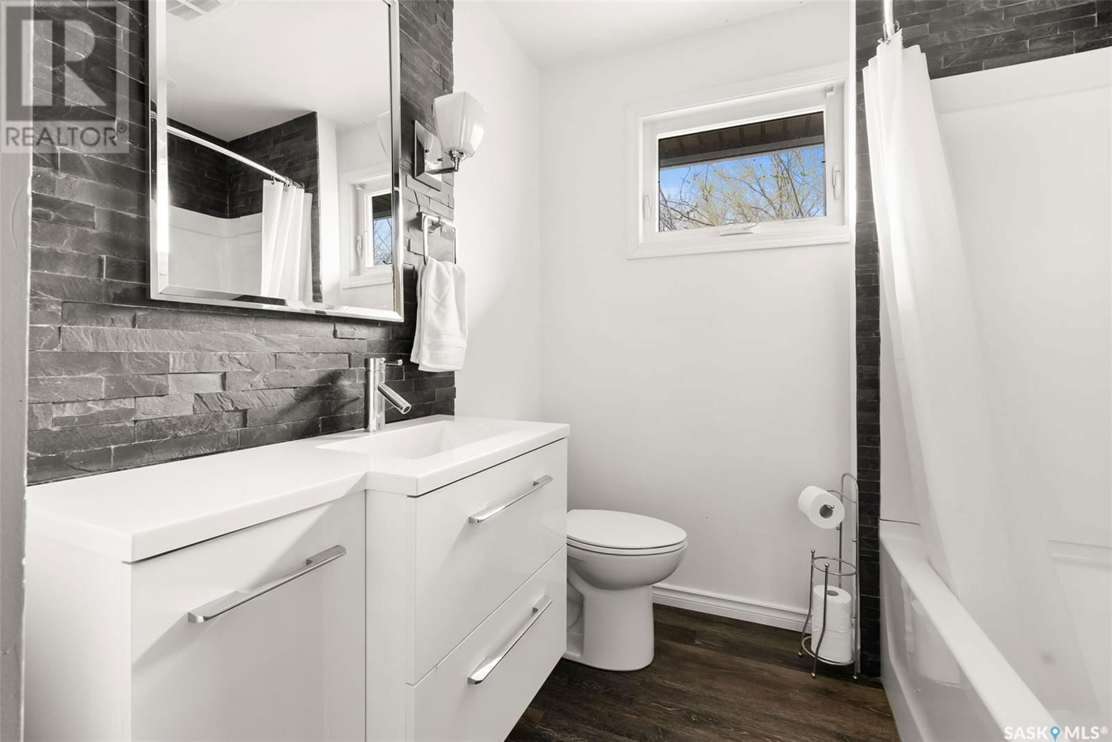 36 Eden Avenue Regina, Saskatchewan