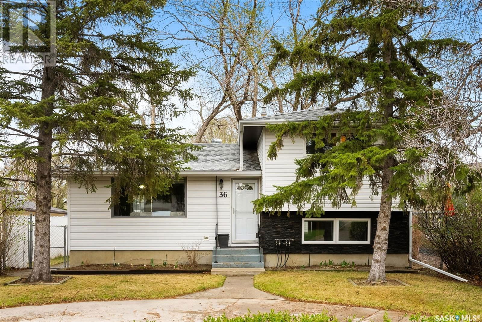 36 Eden Avenue Regina, Saskatchewan