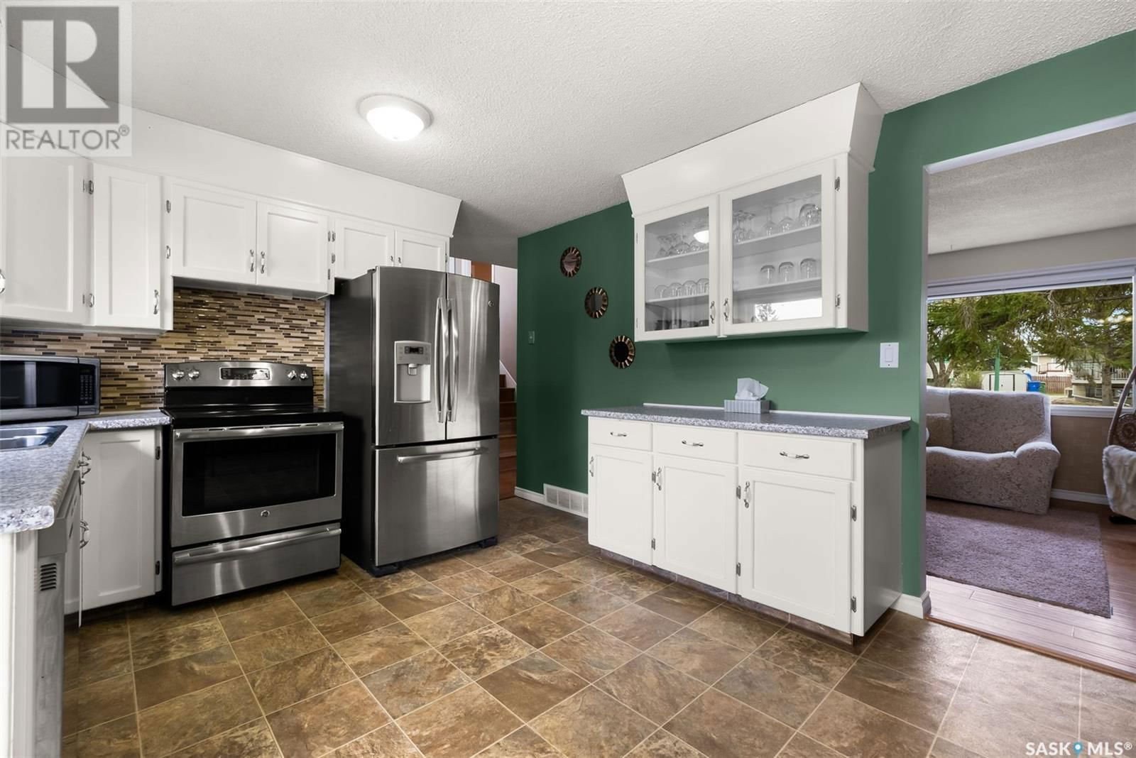 36 Eden Avenue Regina, Saskatchewan