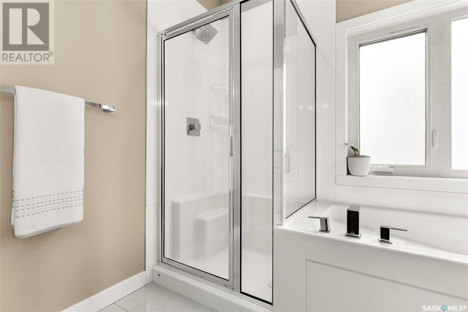 3886 Goldfinch Way Regina, Saskatchewan