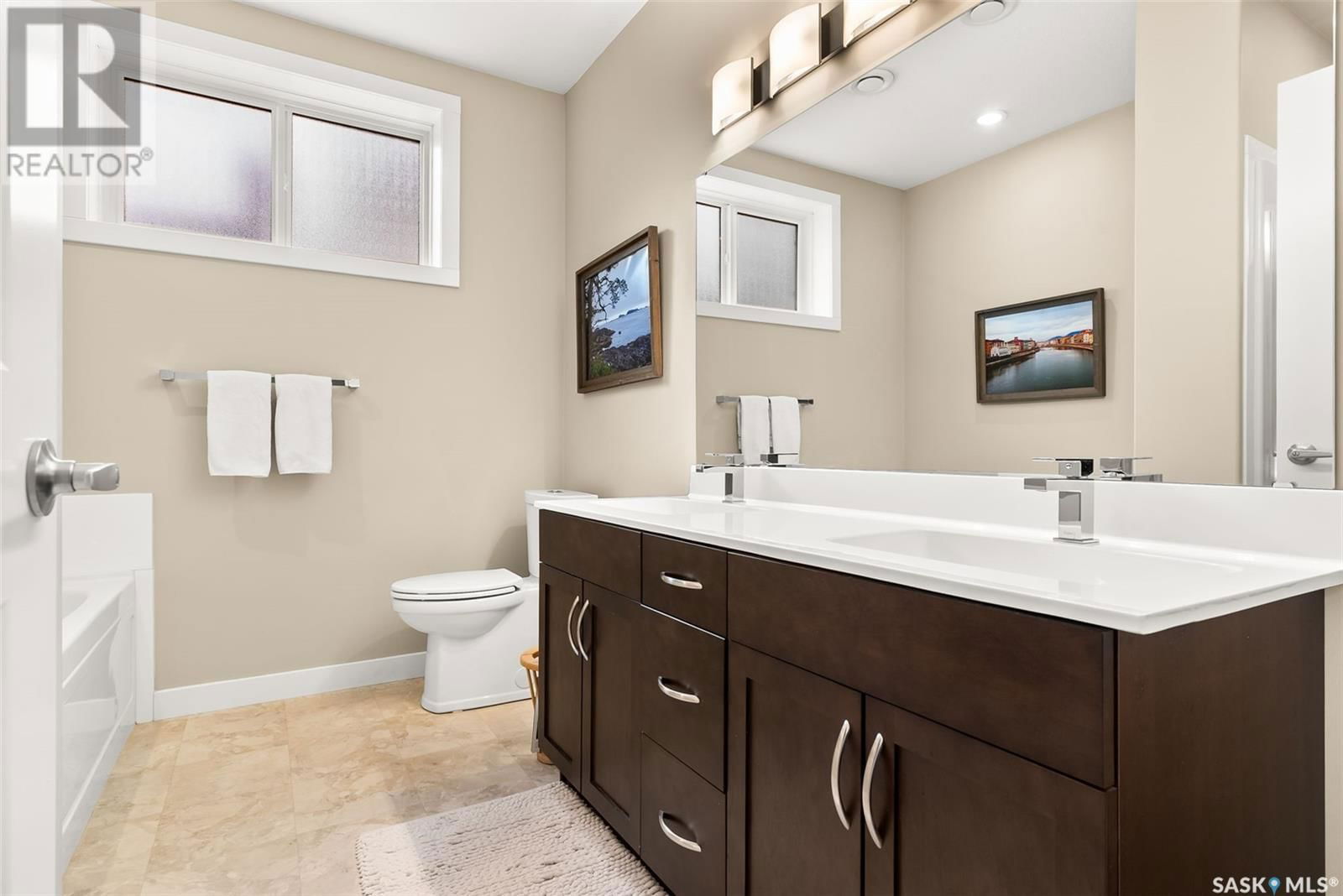3886 Goldfinch Way Regina, Saskatchewan