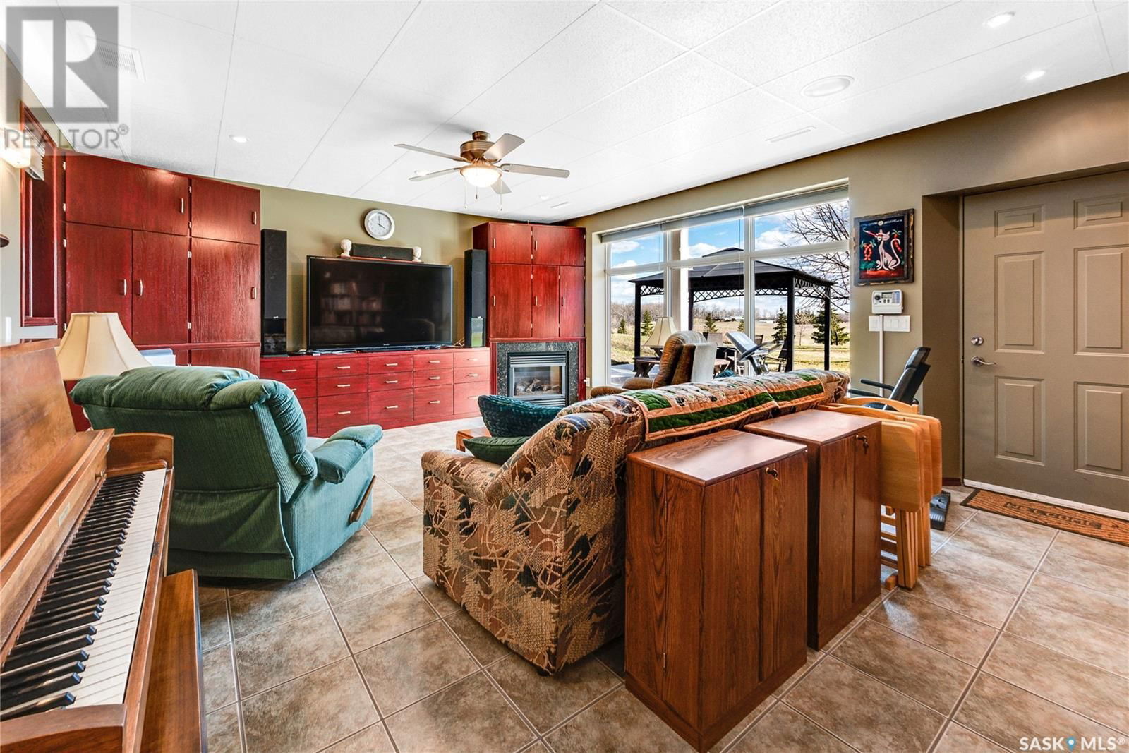 OLSON ACREAGE Image 41