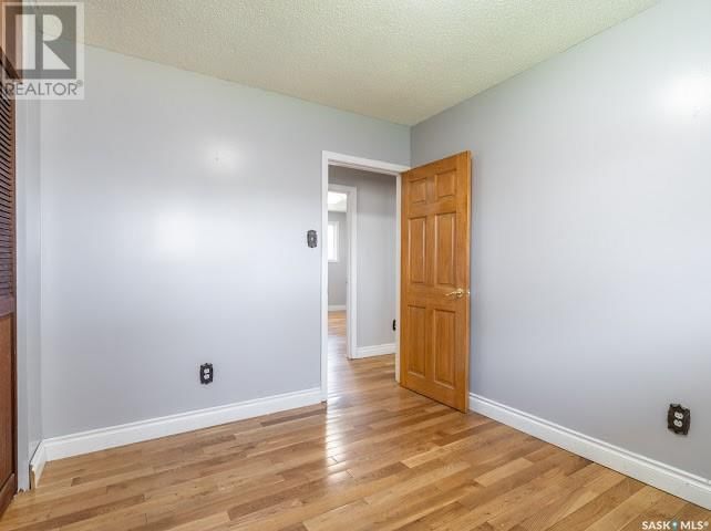 103 Elmview Road Regina, Saskatchewan
