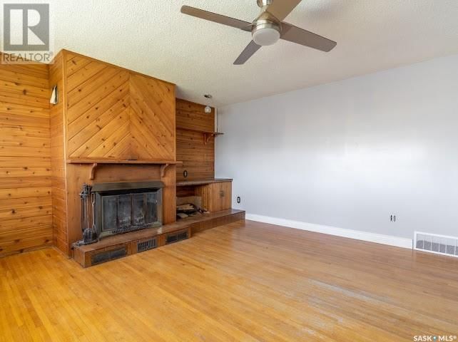 103 Elmview Road Regina, Saskatchewan