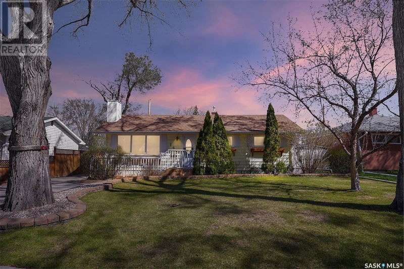 160 Cardinal Crescent Regina, Saskatchewan