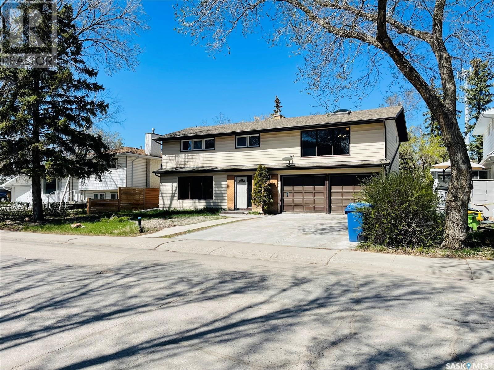 4306 Castle Road Regina, Saskatchewan