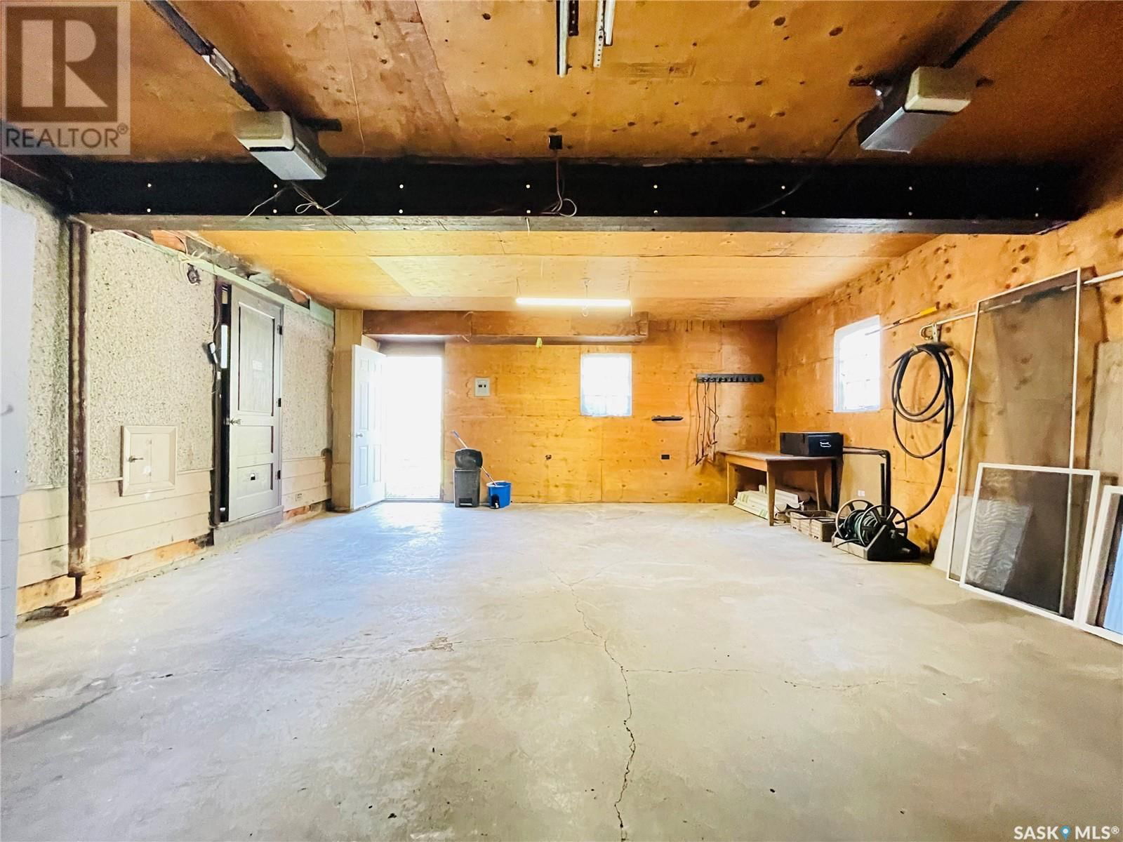 4306 Castle Road Regina, Saskatchewan