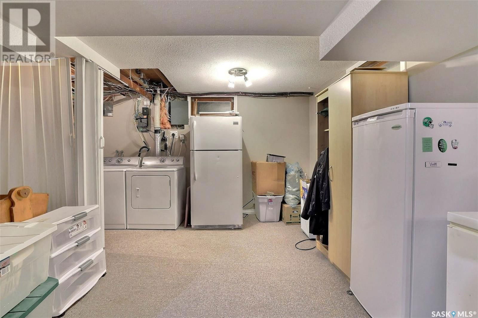 32 Dowie Bay Regina, Saskatchewan