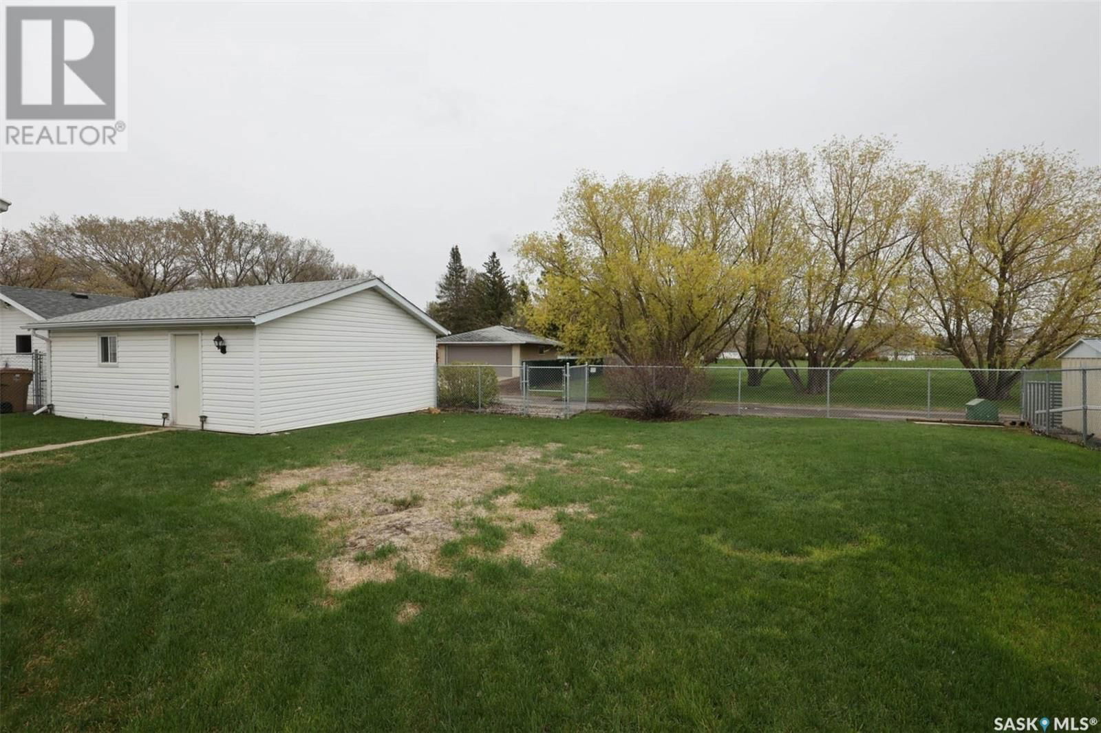 32 Dowie Bay Regina, Saskatchewan