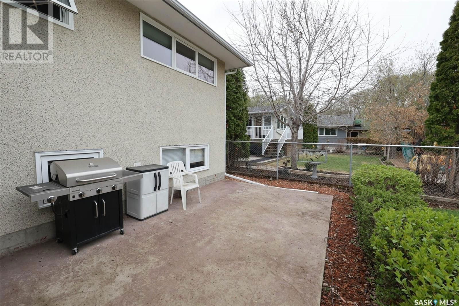 32 Dowie Bay Regina, Saskatchewan