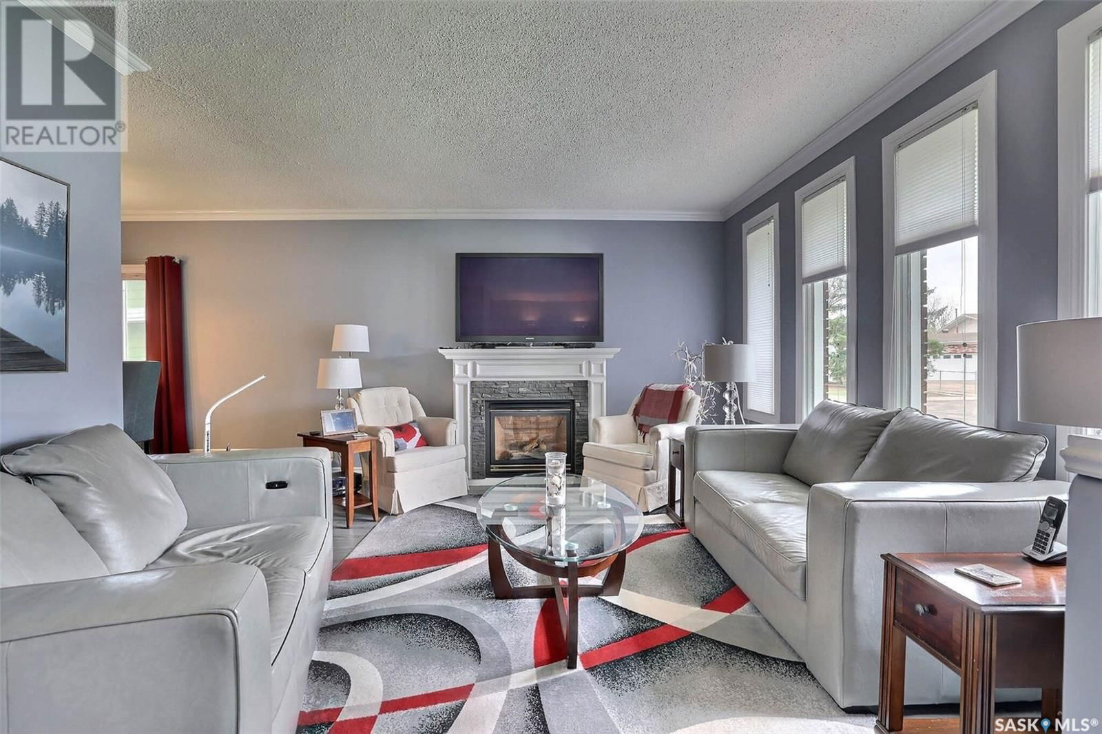 32 Dowie Bay Regina, Saskatchewan