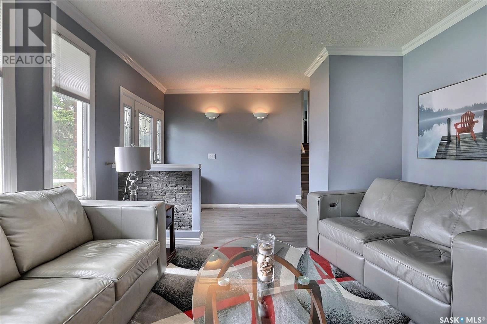 32 Dowie Bay Regina, Saskatchewan