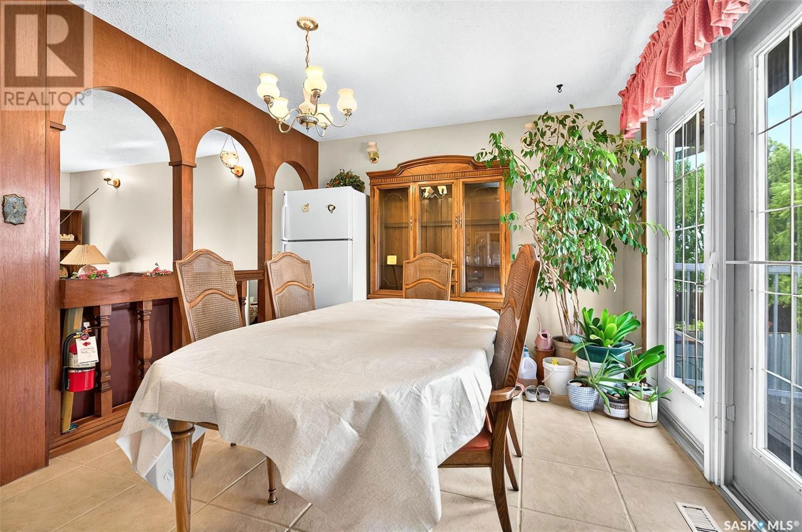 1523 CREE CRESCENT Image 14
