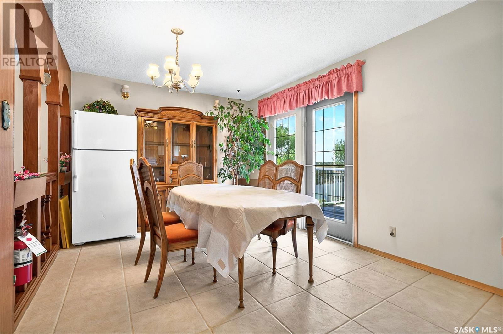 1523 CREE CRESCENT Image 15
