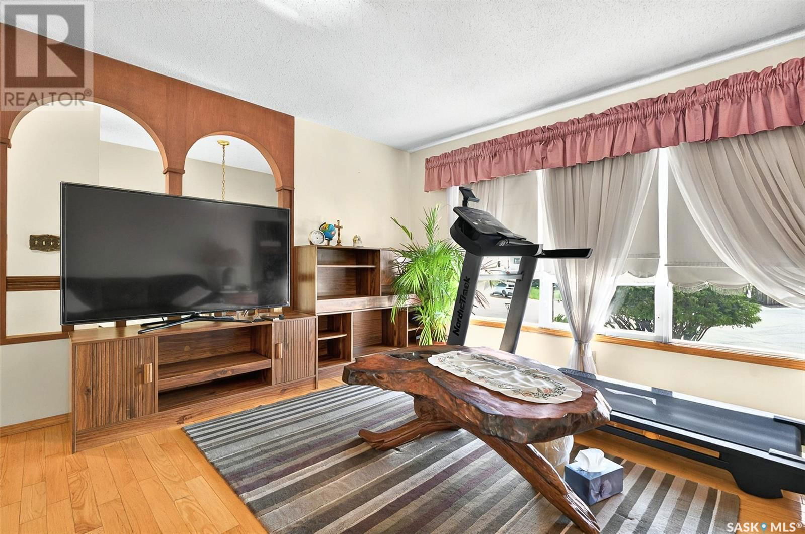 1523 CREE CRESCENT Image 23