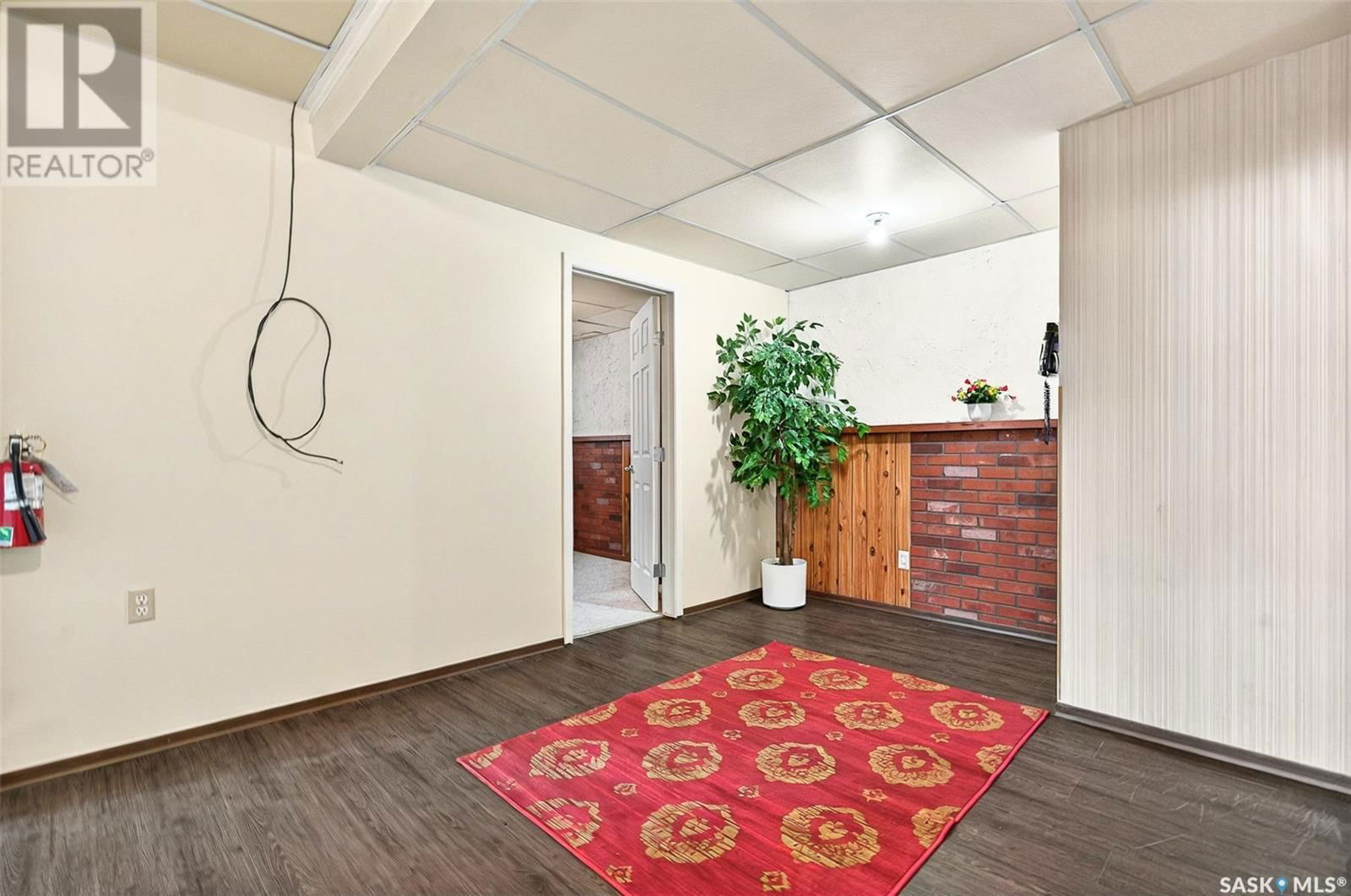 1523 CREE CRESCENT Image 30