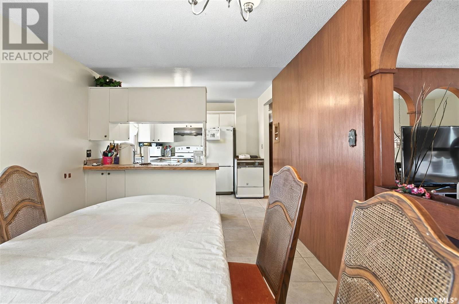 1523 CREE CRESCENT Image 37