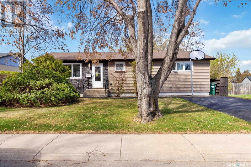 1045 Mahoney Avenue Saskatoon, Saskatchewan