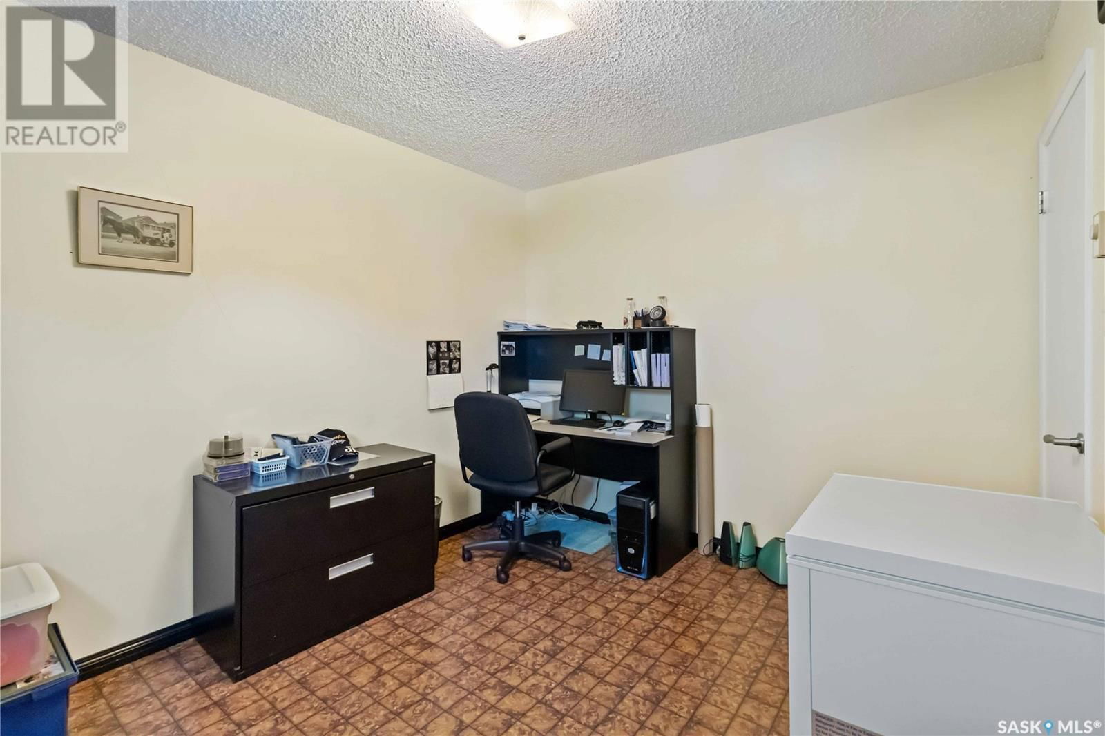 1045 Mahoney Avenue Saskatoon, Saskatchewan
