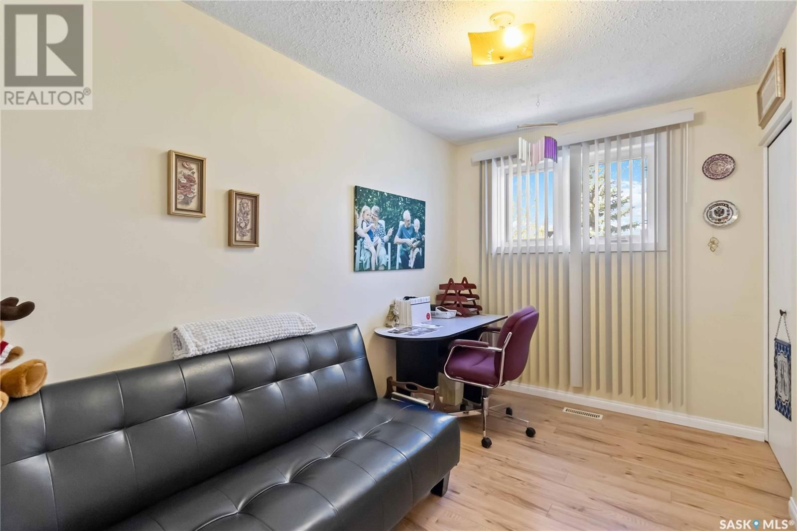 1045 Mahoney Avenue Saskatoon, Saskatchewan