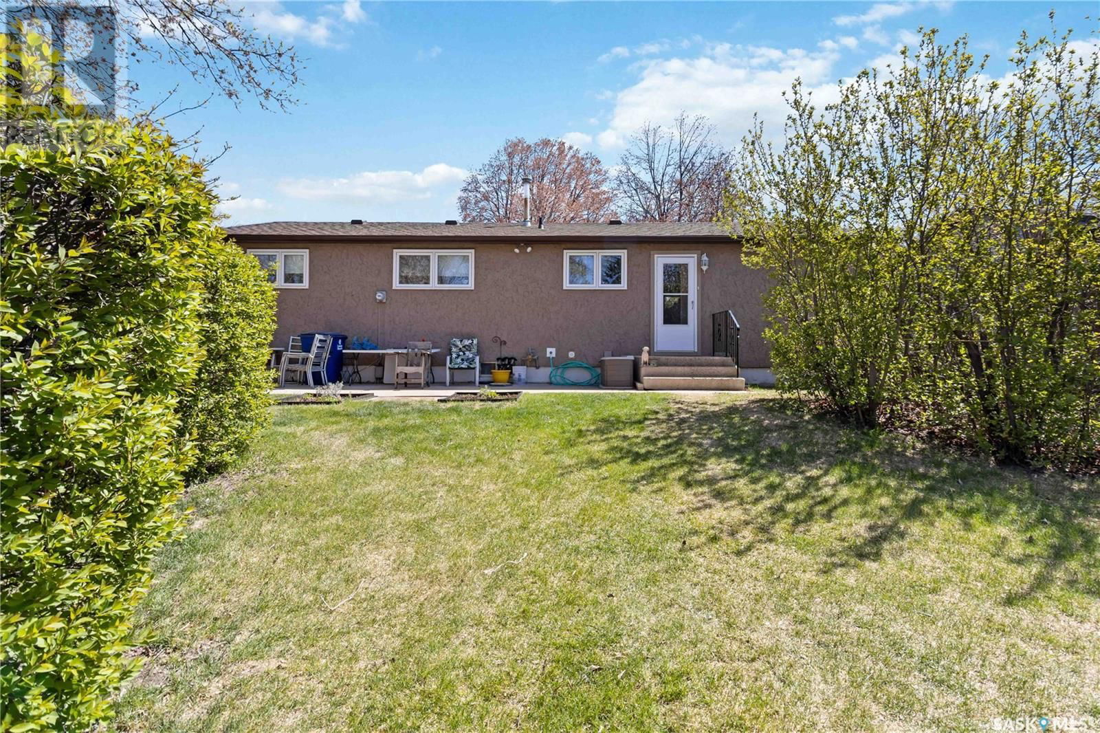 1045 Mahoney Avenue Saskatoon, Saskatchewan