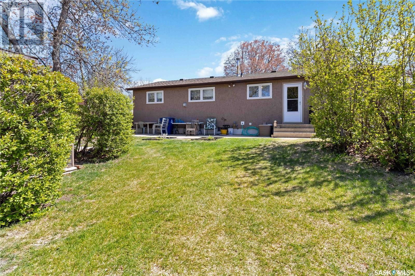 1045 Mahoney Avenue Saskatoon, Saskatchewan