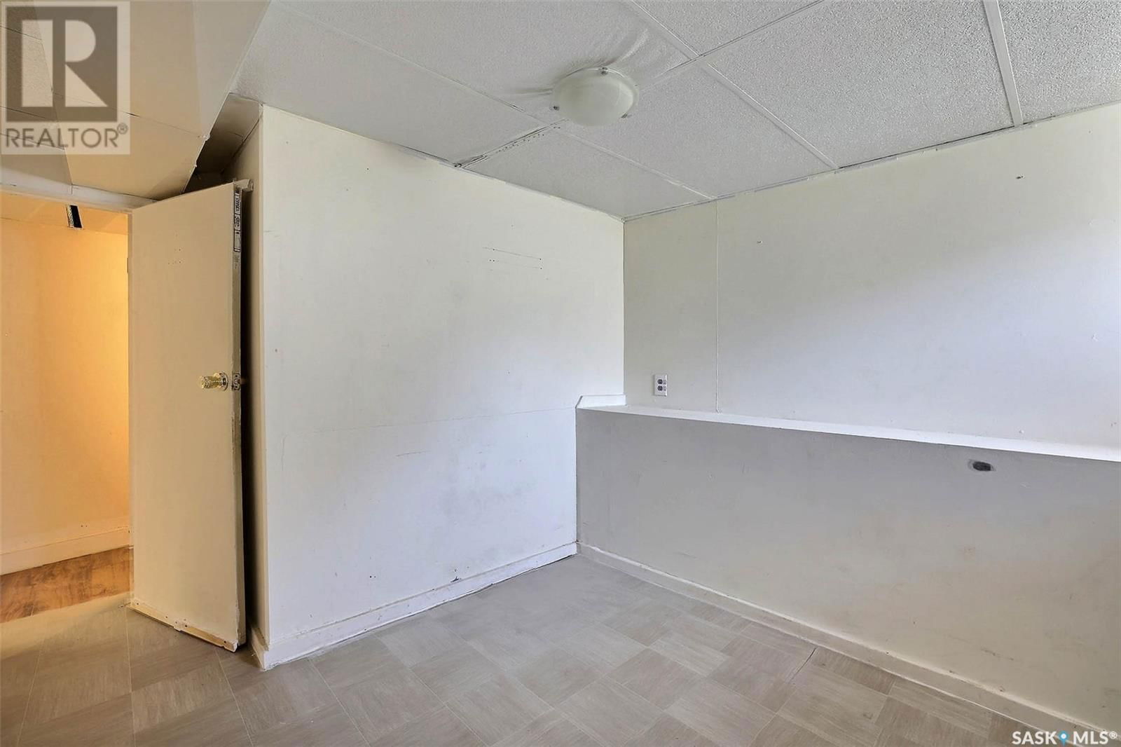 1776 ALEXANDRA STREET Image 18