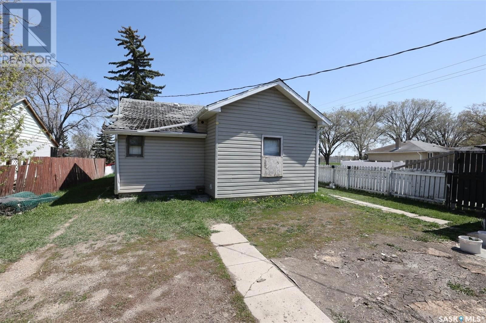 1776 ALEXANDRA STREET Image 24