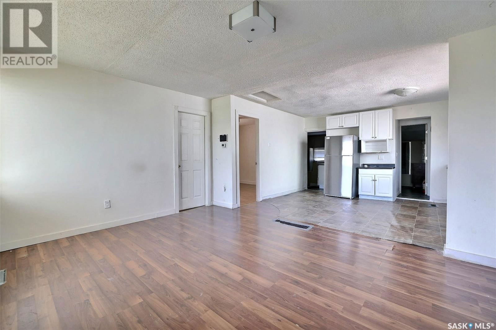 1776 ALEXANDRA STREET Image 3