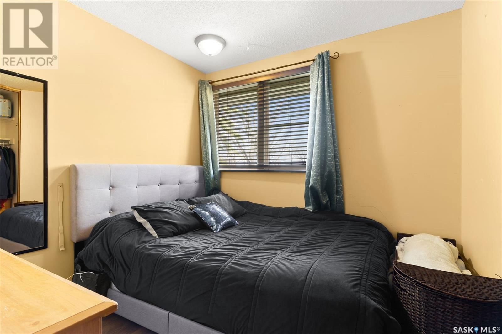 3308 Grant Road Regina, Saskatchewan