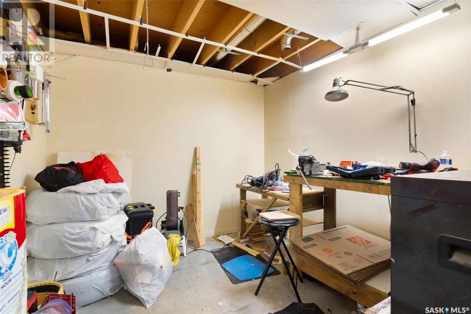 3308 Grant Road Regina, Saskatchewan